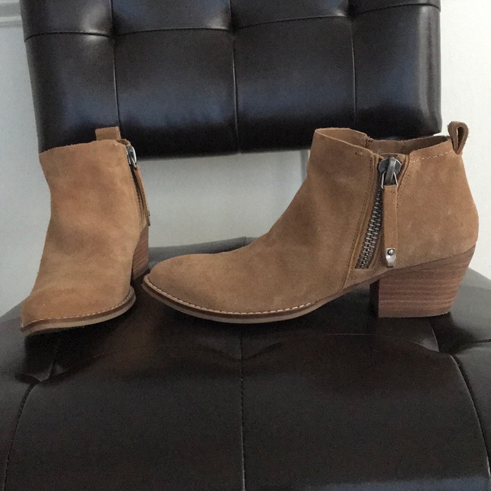 Dolce Vita Ankle Booties